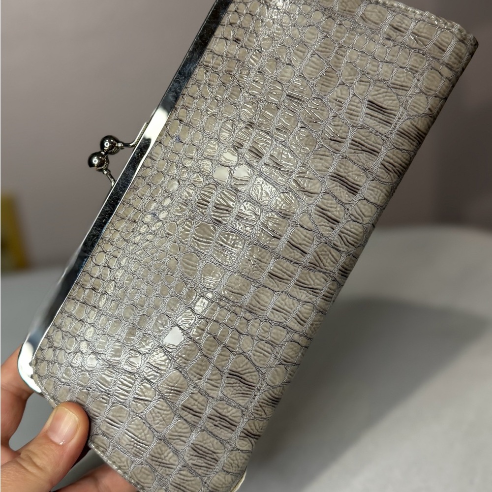 Elegant Gray Crocodile-Embossed Clutch
